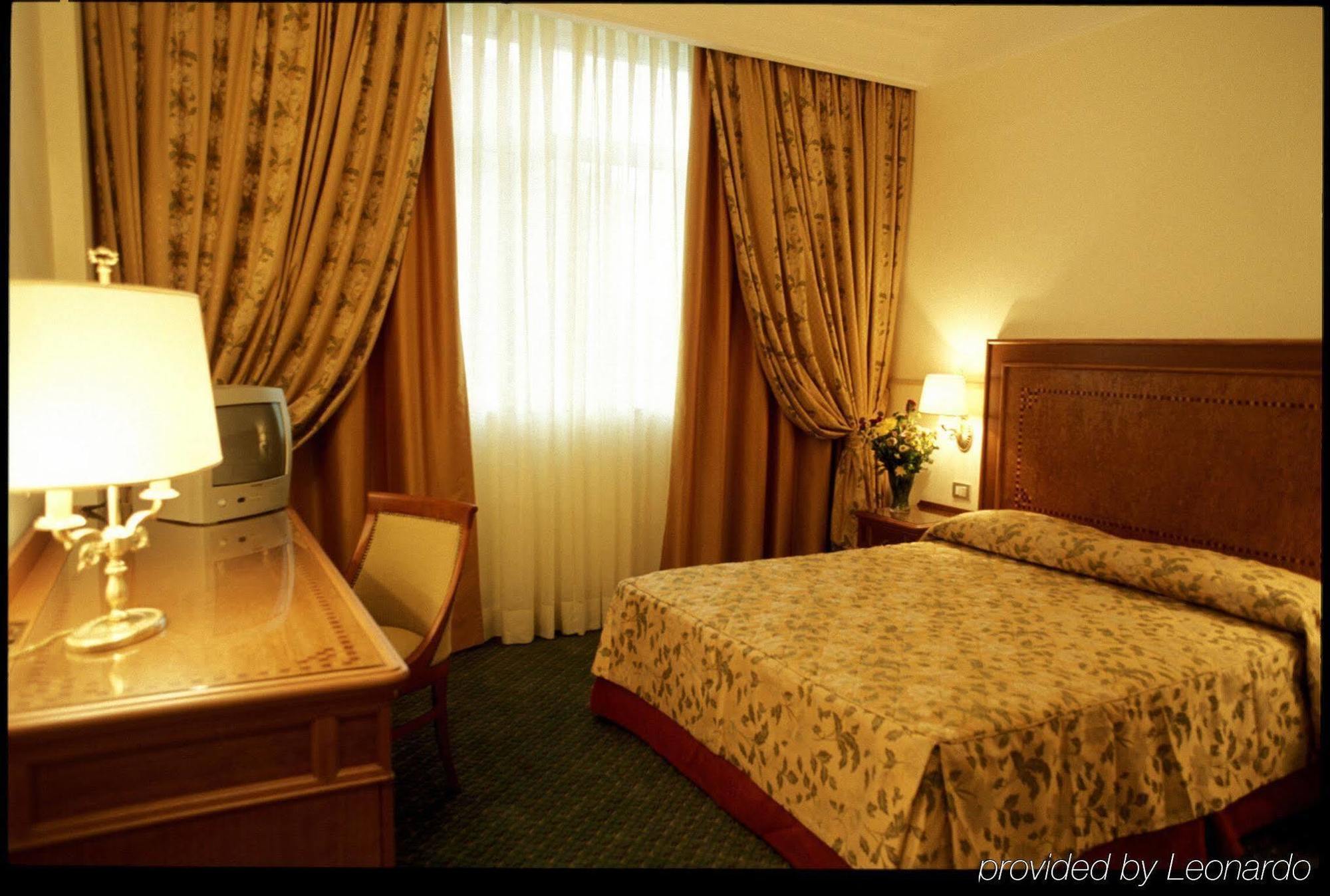 Sunrise Hotel Ρώμη Δωμάτιο φωτογραφία